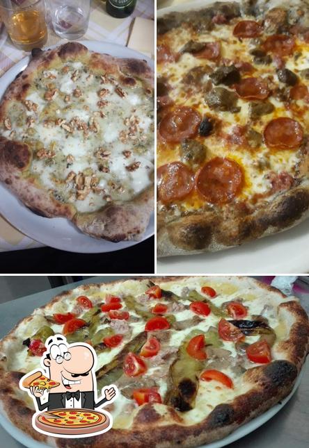 Scegli una pizza a Doppio Zero pizzeria a Lucera