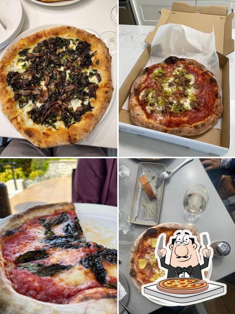 A FARO Handcrafted Pizza and Tasting Room, vous pouvez profiter des pizzas