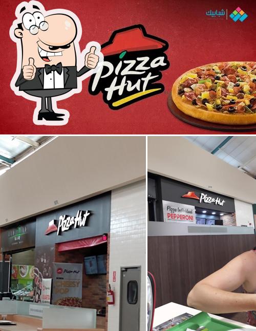 See this picture of Pizza Hut Tivoli Santa Bárbara D´oeste: Pizzaria, Sobremesas, Bebidas em SP