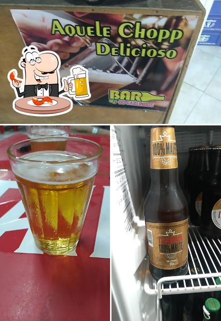 Peça um copo de cerveja leve ou escura