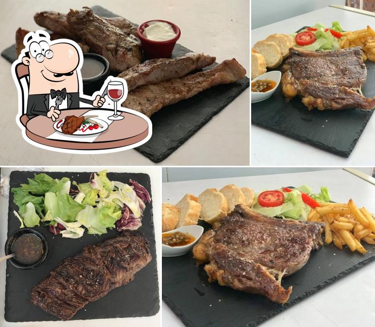 Pide un plato con carne en Estilo Gastrobar