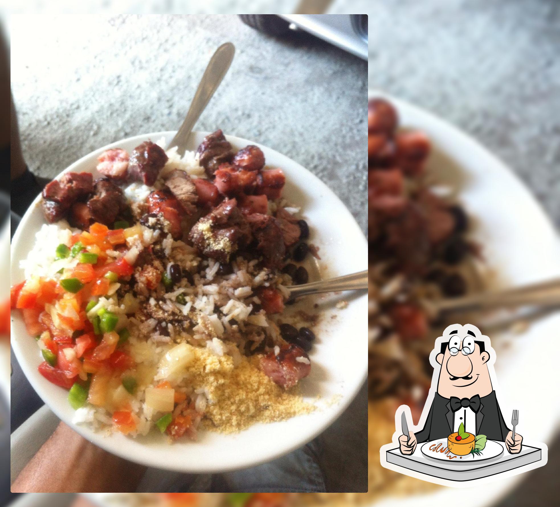 Platos en Churrasquinho da Débora