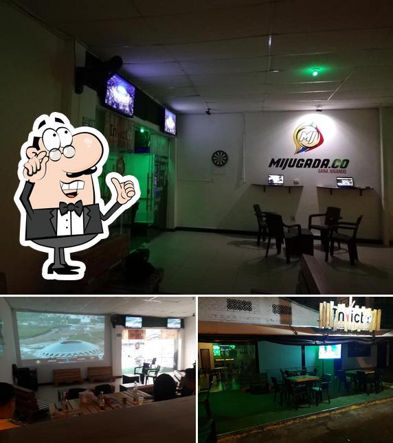 Check out how INVICTO Sport, Bar y Restaurante. looks inside