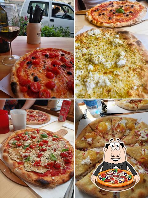 Scegli tra le svariate varianti di pizza