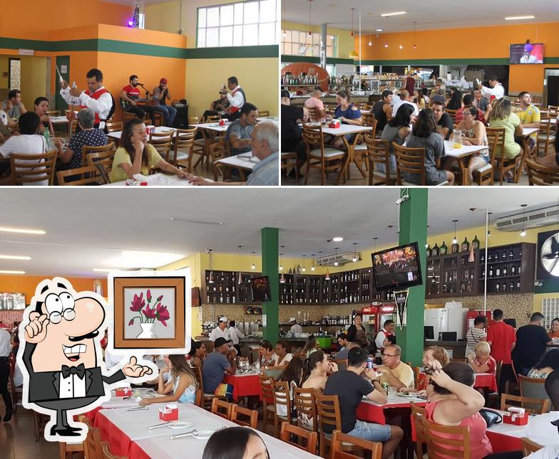 O interior do Churrascaria São Judas Tadeu- São José dos Campos