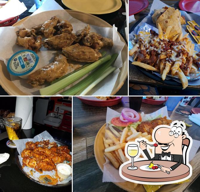 Xtreme Wings Sports Bar and Grille, 12220 Atlantic Blvd in Jacksonville