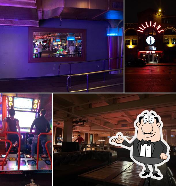 Lucky Strike Fenway in Boston Restaurant menu and reviews
