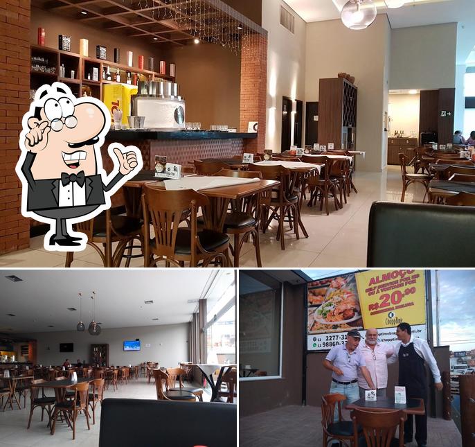 O interior do Chopp Time - Choperia e Restaurante