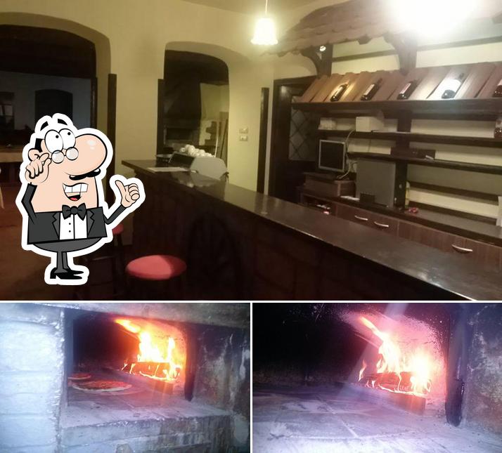 Gli interni di Picerija in špageterija KAŠČA Vrhnika
