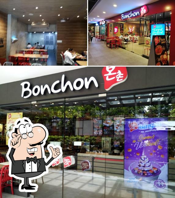 Bonchon Chicken UN Square Mall restaurant, Manila Restaurant reviews