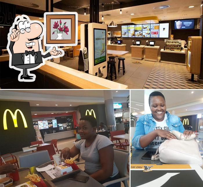 Die Inneneinrichtung von McDonald's Cradlestone Mall