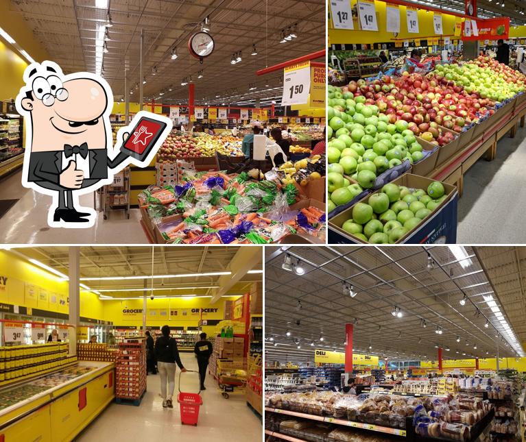 Regarder la photo de Jason's NOFRILLS Etobicoke