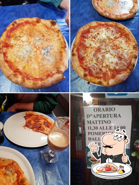 Probiert eine Pizza bei PIZZERIA FORNO ANTICO da Beppe