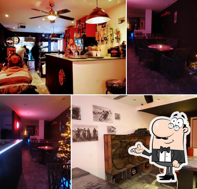 Check out how La Copita looks inside