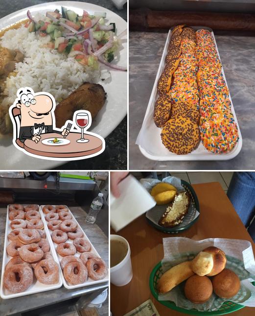 La Reina Bakery in Bound Brook Restaurant menu and reviews