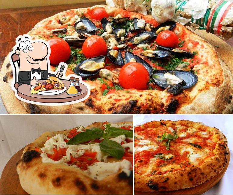 Try out pizza at Pizzeria il Gabbiano