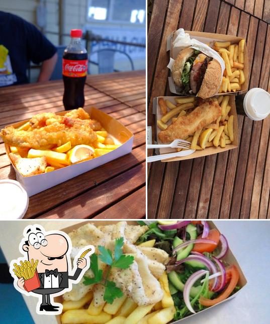 The Geelong Boat House in Geelong Restaurant menu and reviews