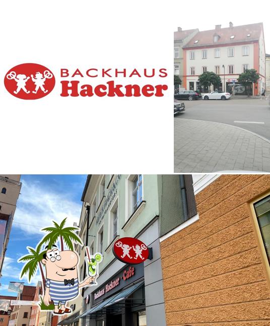 Regarder cette image de Backhaus Hackner - Gutes Von Gestern