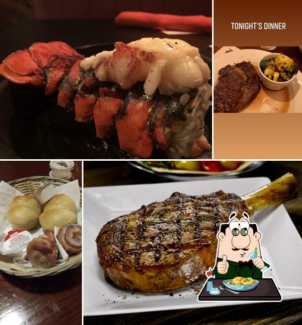 Bandana Reds Steakhouse in Shawnee Restaurant menu and reviews