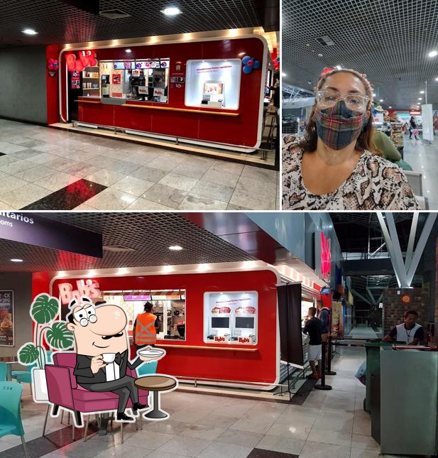 O interior do Bob's Burger - Aeroporto Recife