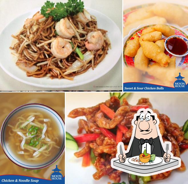 The Moon House, 56 Woodgrange Rd in London Restaurant menu and reviews