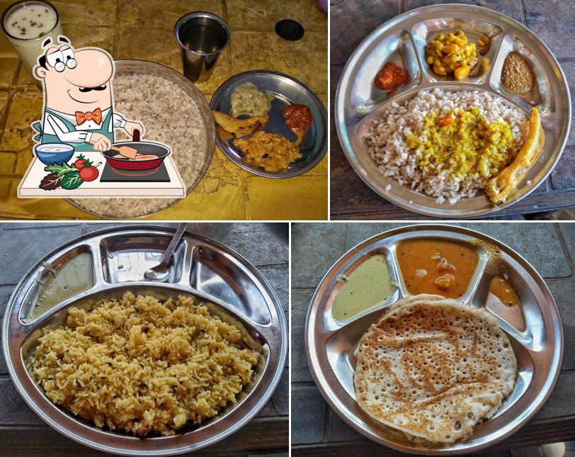 Gowtham Veg Refreshments