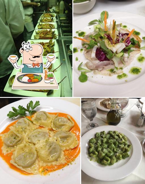 Basil Leaf Cafe in Locust Valley Restaurant menu and reviews