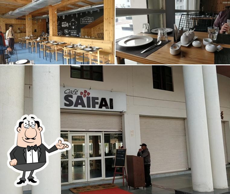 The interior of Cafe SAIFAI