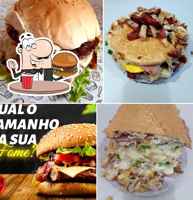 Delicie-se com um hambúrguer no Mineiro lanches