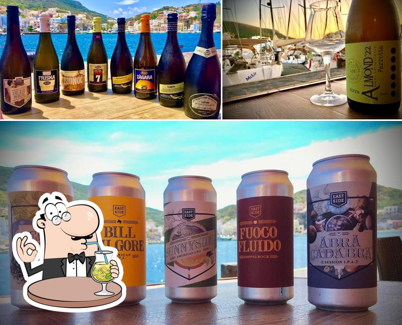 Prova un drink dal menu