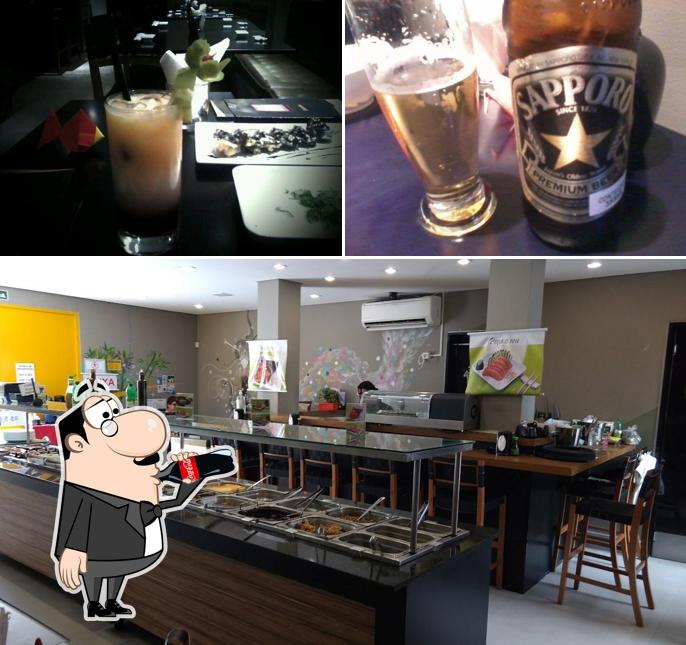 Esta é a foto mostrando bebida e comida no Sto. Bentô