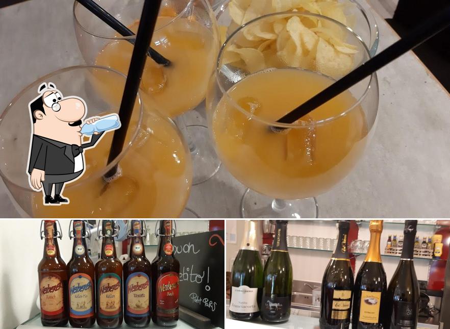 Prenditi un drink dal menu