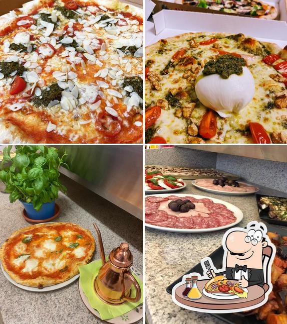 Bestellt diverse Variationen von Pizza