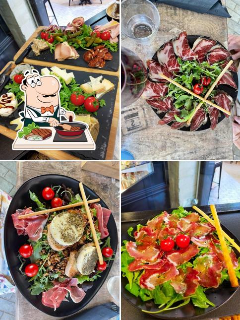 Pick meat meals at L'etable du comtat