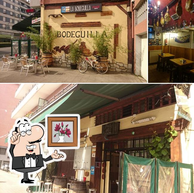 Mira cómo es Restaurante La Bodeguilla por dentro