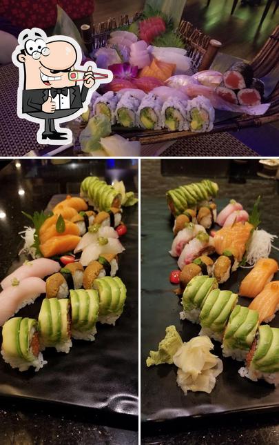 Prueba uno de sus distintos tipos de sushi
