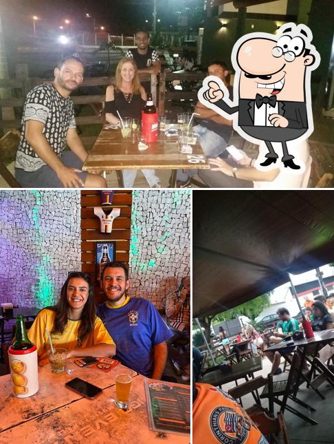 O interior do Fuxico Bar