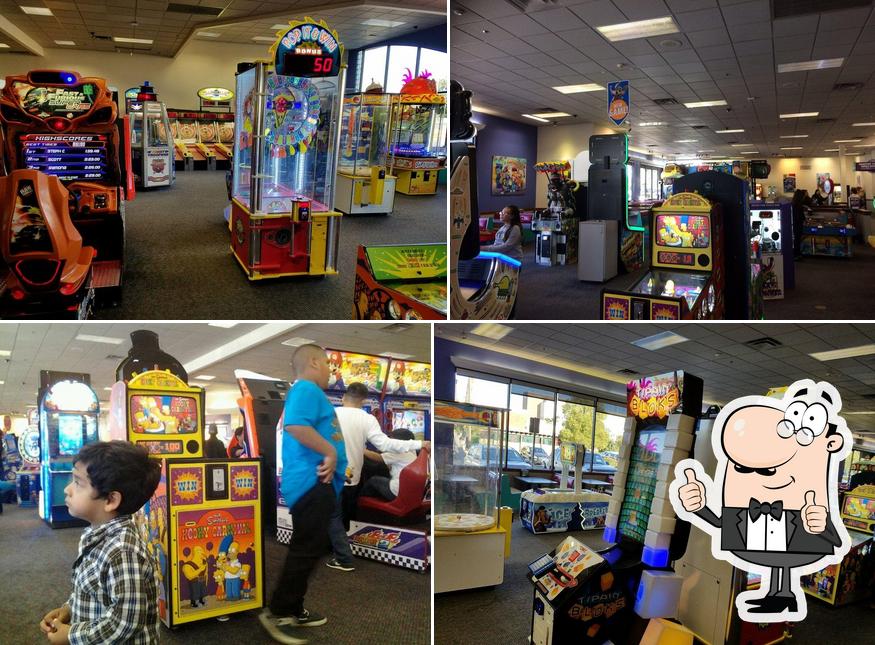 Chuck E. Cheese in Newark Restaurant menu and reviews