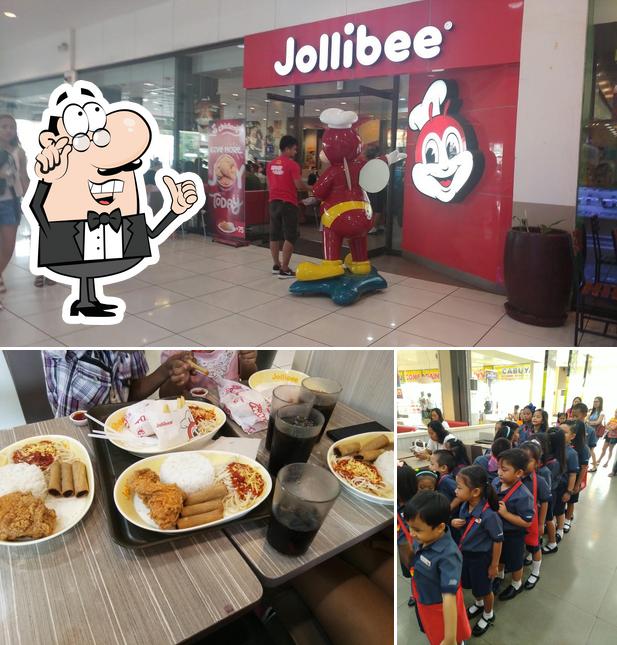 The interior of Jollibee