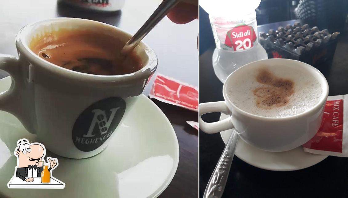Profitez d'une boisson à Café Anas