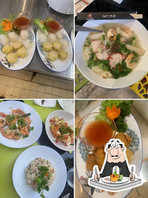 Plats à Hương Que