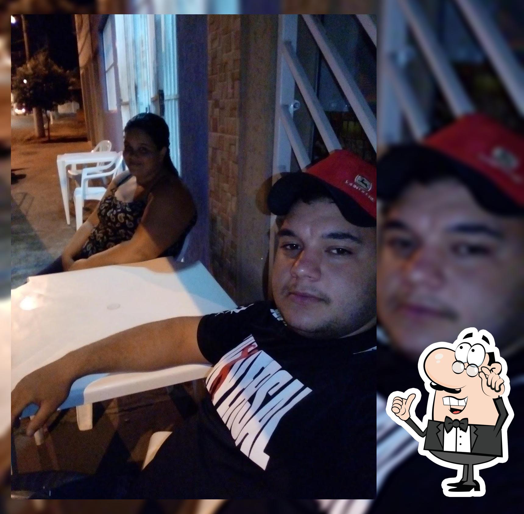 Carlos Pina Lanches (hambúrguer e cachorro quente)