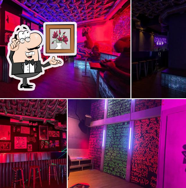 Check out how Nah bar looks inside