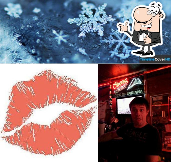Uptown Tavern Inc in Dugger Restaurant menu and reviews