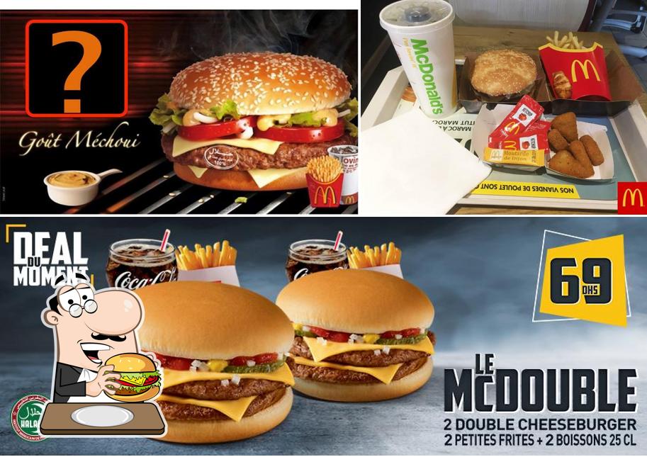 Essayez un hamburger à McDonald's