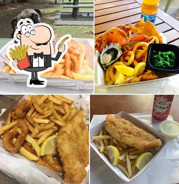 Peters Fish Market in Main Beach Restaurant menu and reviews