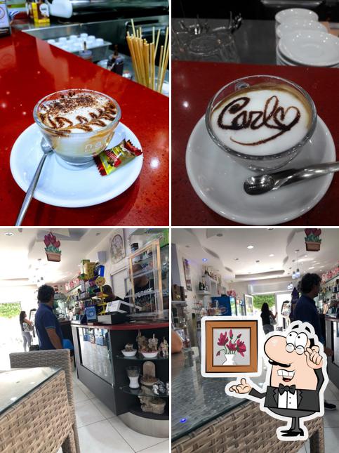 La immagine della interni e bevanda di Pausa Caffè