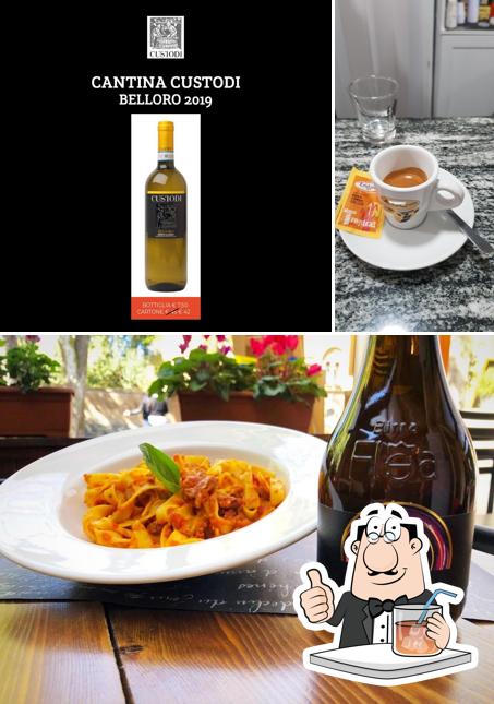 La bevanda e cibo del ristorante