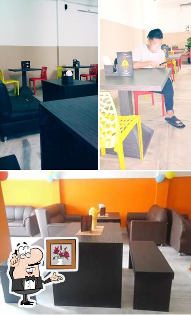 The interior of B’ CAFE