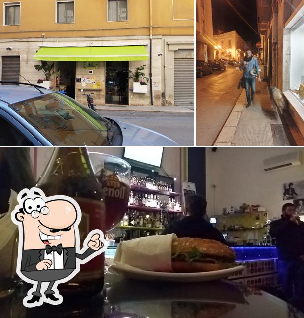 Among different things one can find exterior and food at Caffè Letterario Barletta